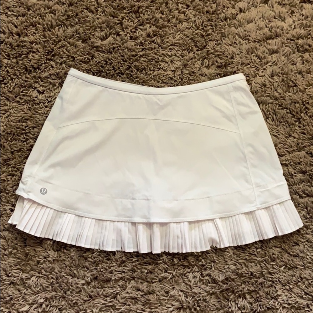 White Lululemon tennis skirt